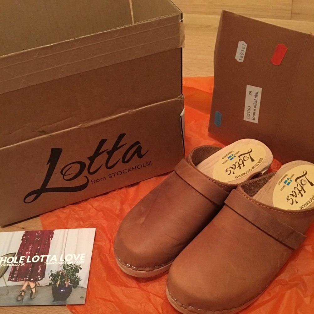 Brand new leather Lotta from Stockholm clogs